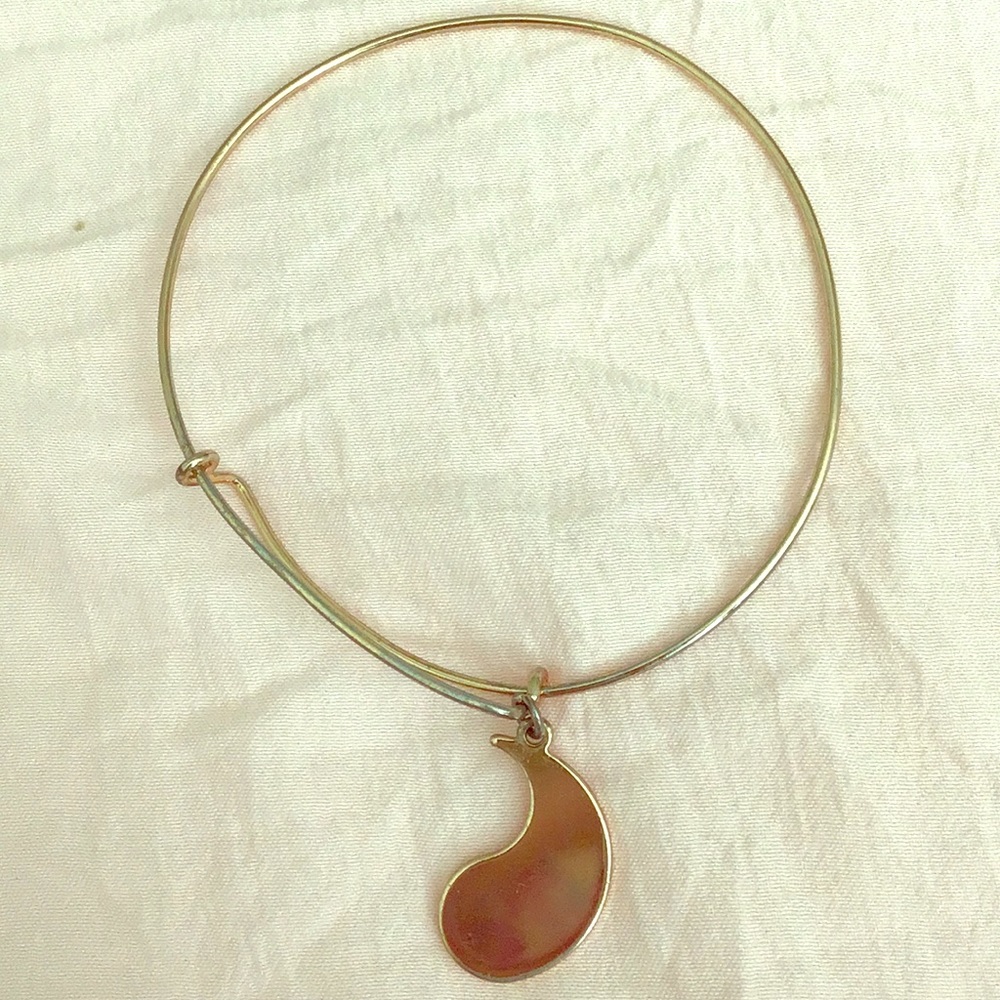 Yang bracelet